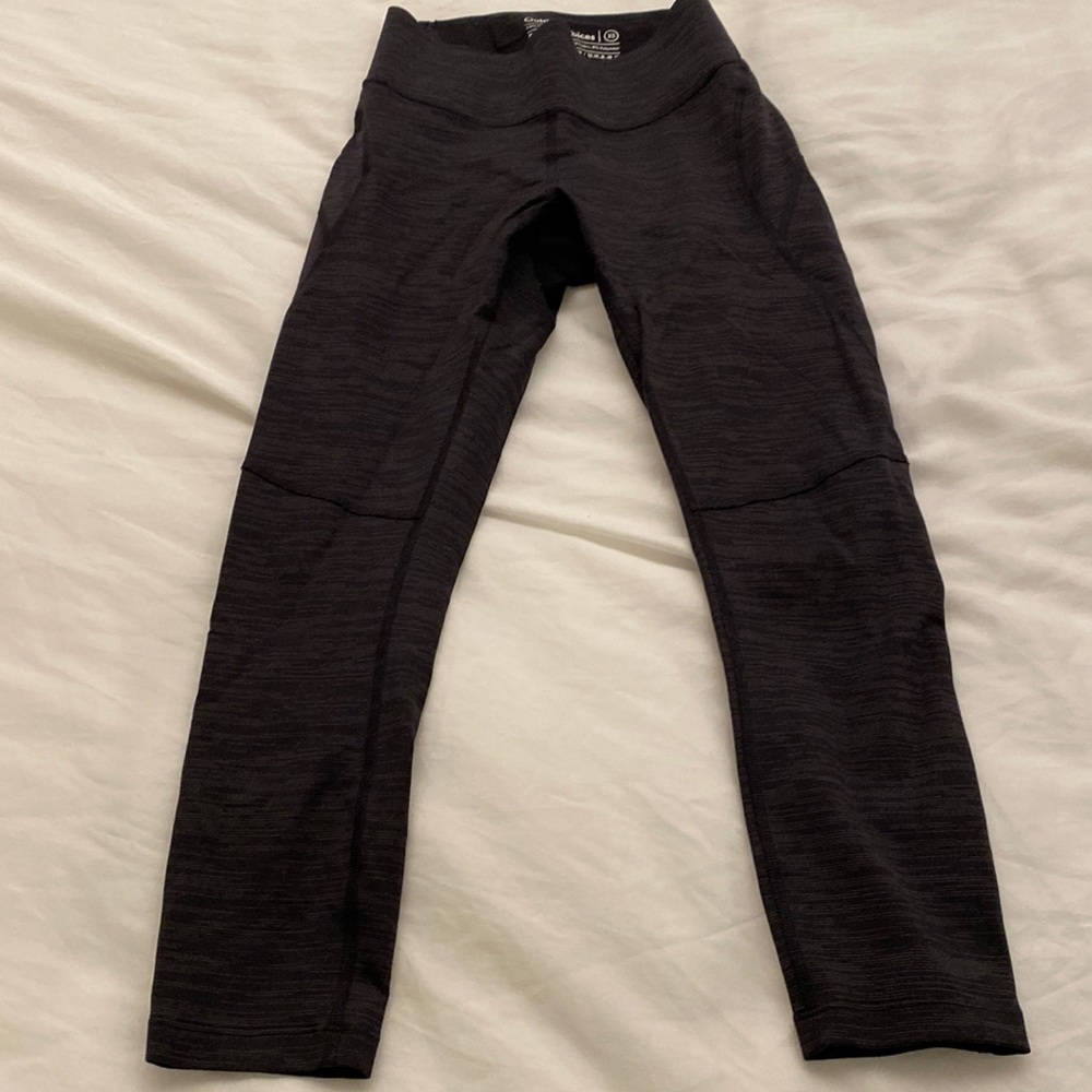 Outdoor Voices TechSweat Leggings (3/4) - XS